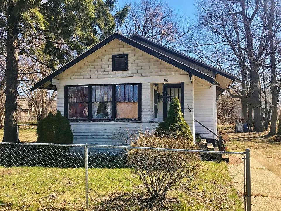1st image of 761 Lavette Ave