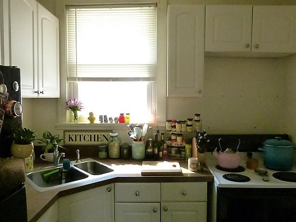 5th image of 4538 Forest Ave