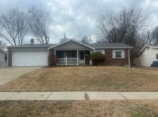 11768 Parish Dr, Bridgeton, MO 63044