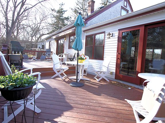 3rd image of 2105 Southview Blvd