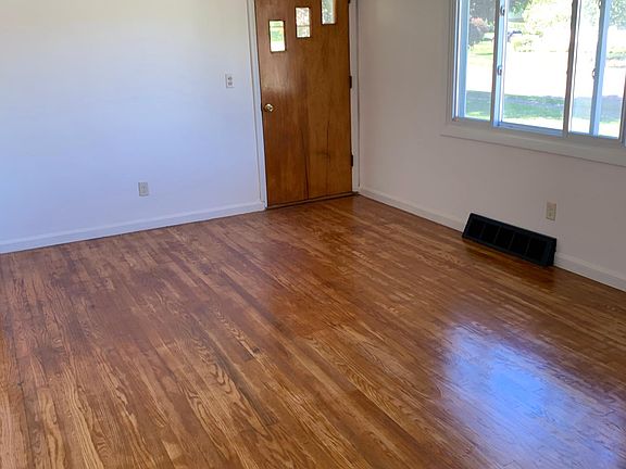 5th image of 1526 Harding Ave