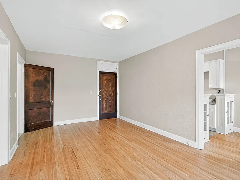 2103 Harriet Ave #204 — Photo 15