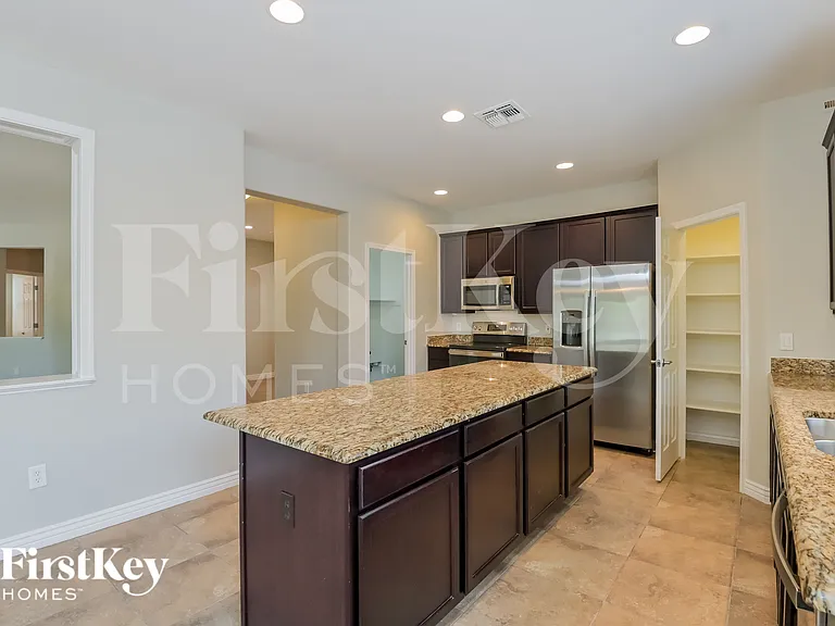 8839 W Irongate Rd — Photo 5