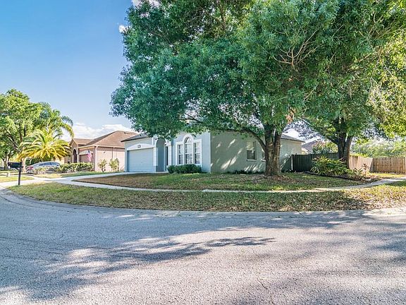 4th image of 18030 Palm Breeze Dr