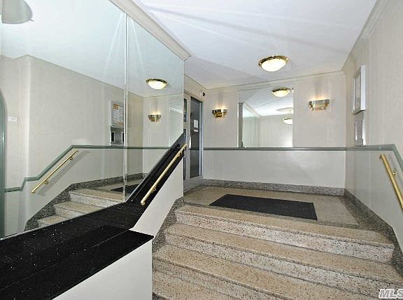 3rd image of 25-12 Union St #6F