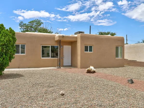 2741 Montclaire Dr NE, Albuquerque, NM 87110