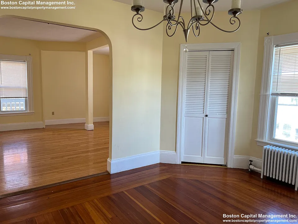 23-25 Liberty Ave #23