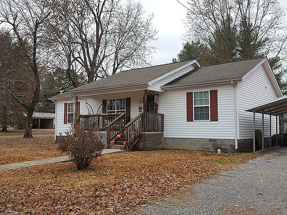 3rd image of 209 Chestnut St