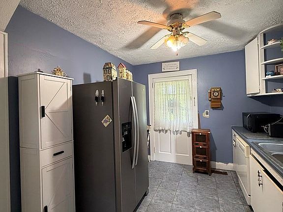 5th image of 609 Longview Ave