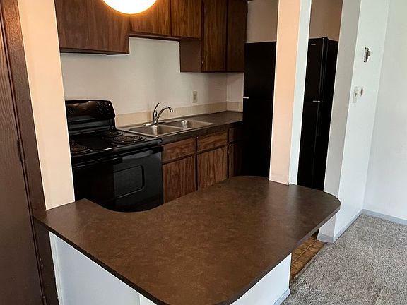 3rd image of 1820 Anton Dr