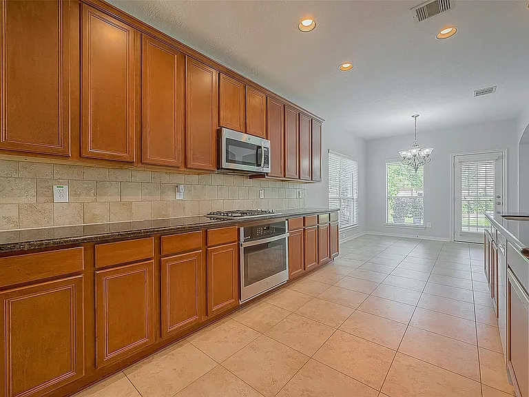 25907 Pebble Terrane Ln — Photo 18