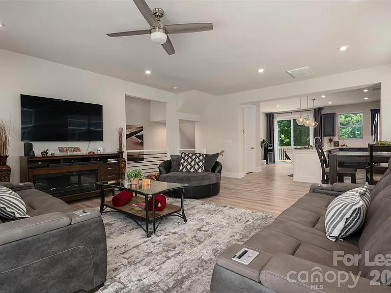 1630 Unison Dr #135 — Photo 10