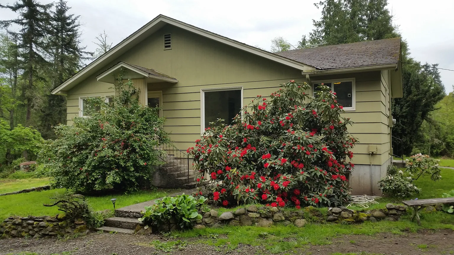 1525 W Highway 101 photo 1