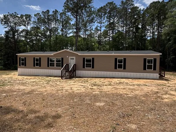 215 York Dr, Dothan, AL 36303