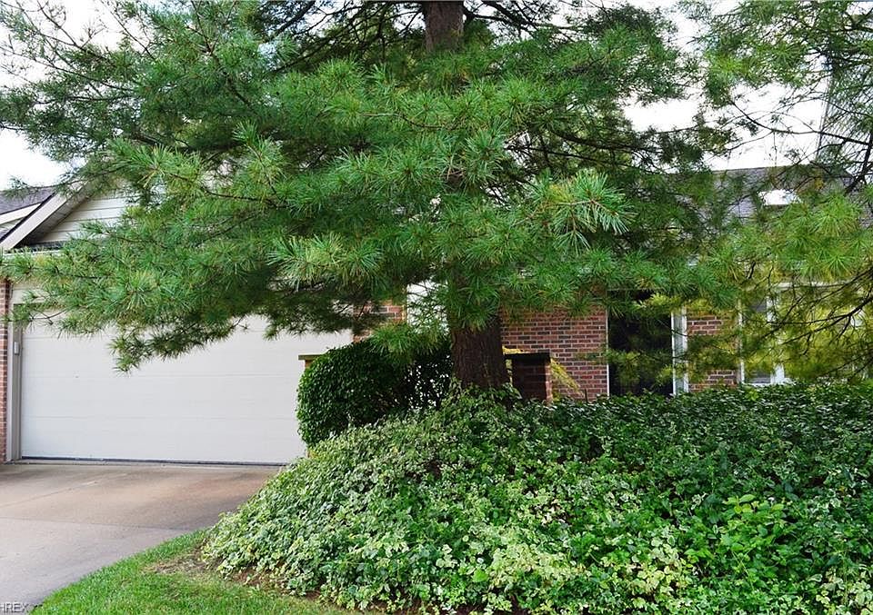 1st image of 1786 Rock Hill Ln Unit 1786