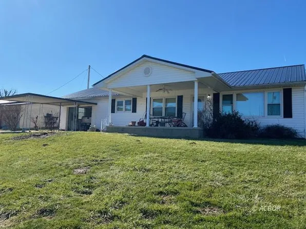 83 Opal St, Gallipolis, OH 45631