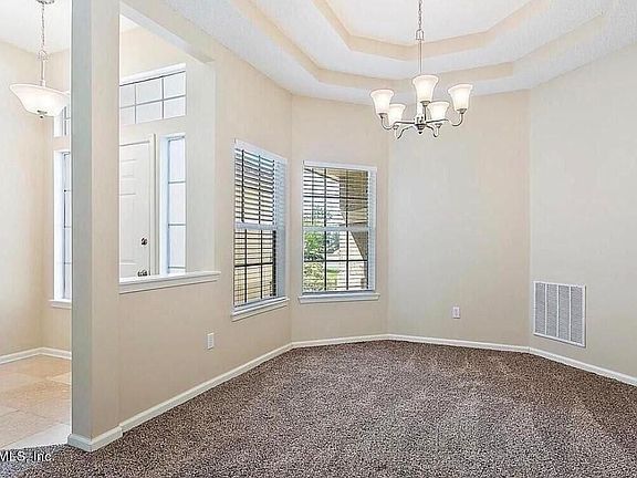 4th image of 1531 Harbour Club Dr