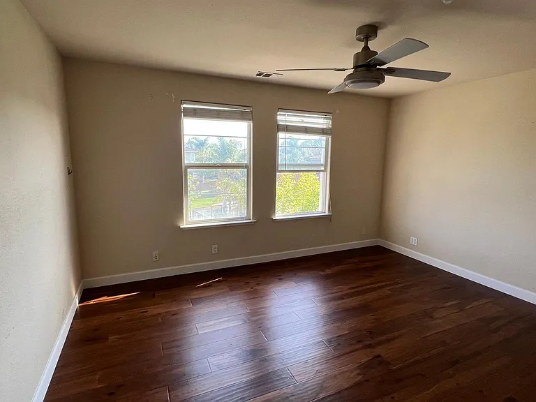 275 Vista Roma Way #229 — Photo 17