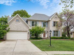 777 Tanager Ln, West Chicago, IL