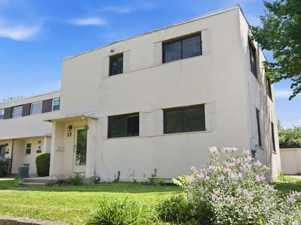 17 Andover Rd, Cincinnati, OH 45218