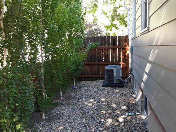 3rd image of 2613 S Park St