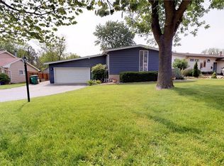 2055 Friel Ct, Decatur, IL 62521