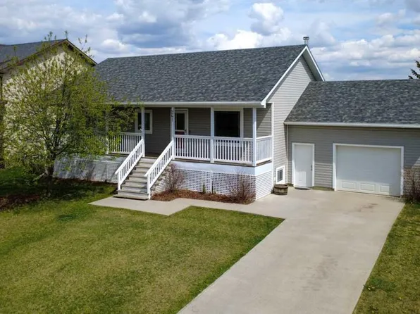 241 N 250 E, Raymond, AB T0K 2S0