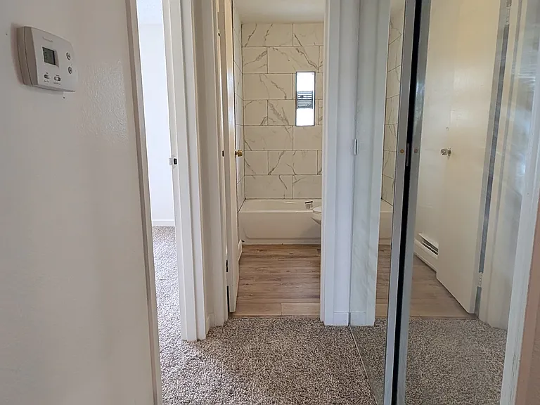 Autumn Ridge Apartments — Photo 10
