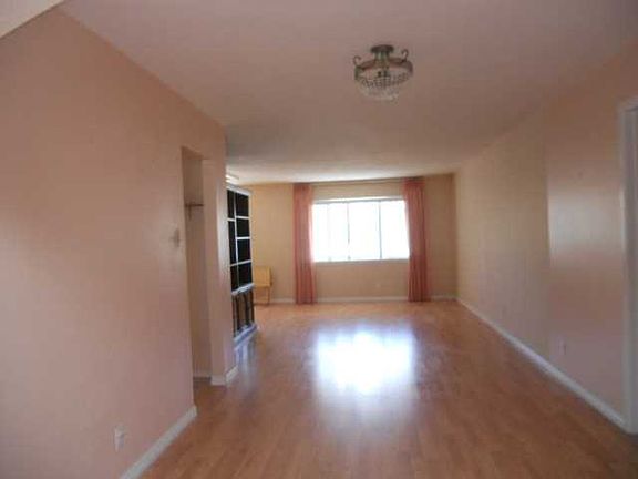 4th image of 10117 Cork Dr