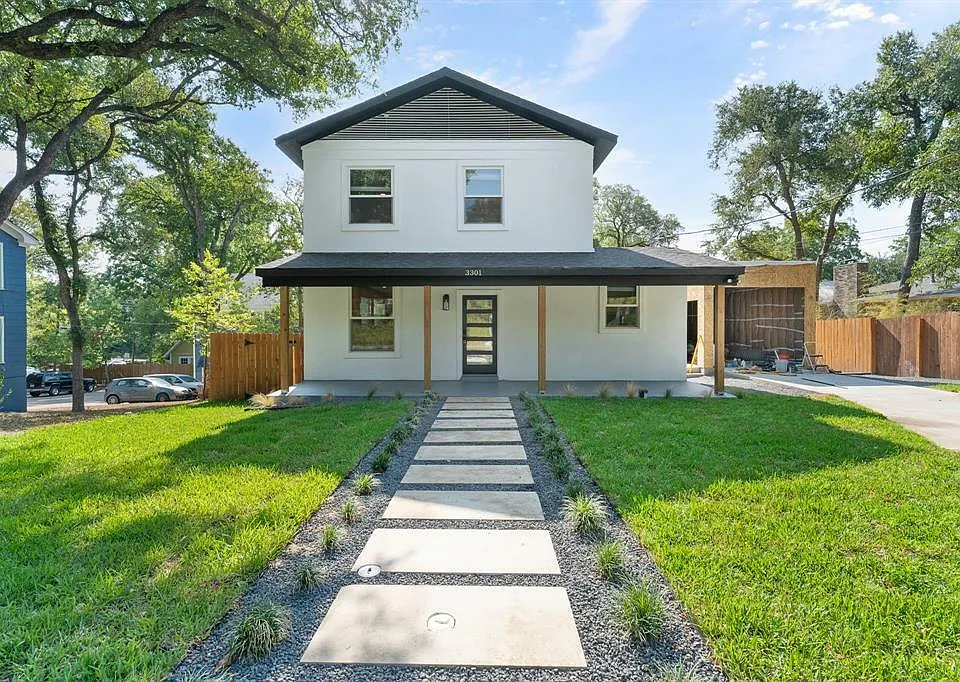 3301 Duval St