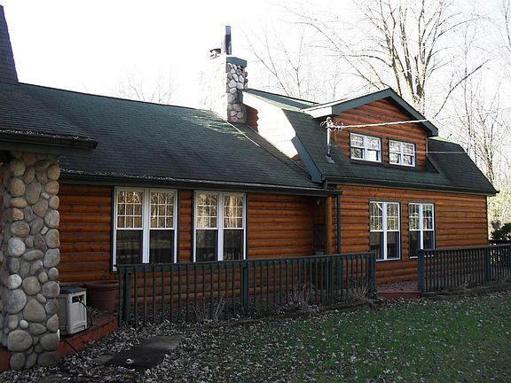 3rd image of 9924 Kennedy Ave