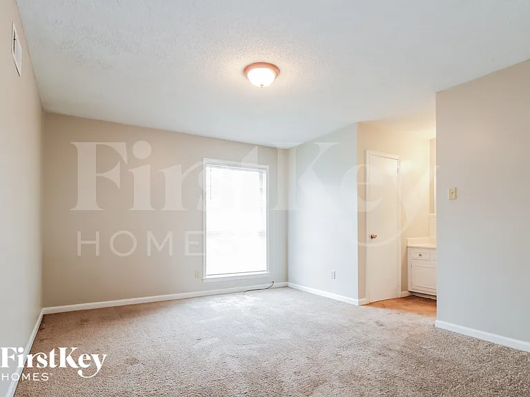 3854 Waterfall Dr — Photo 6