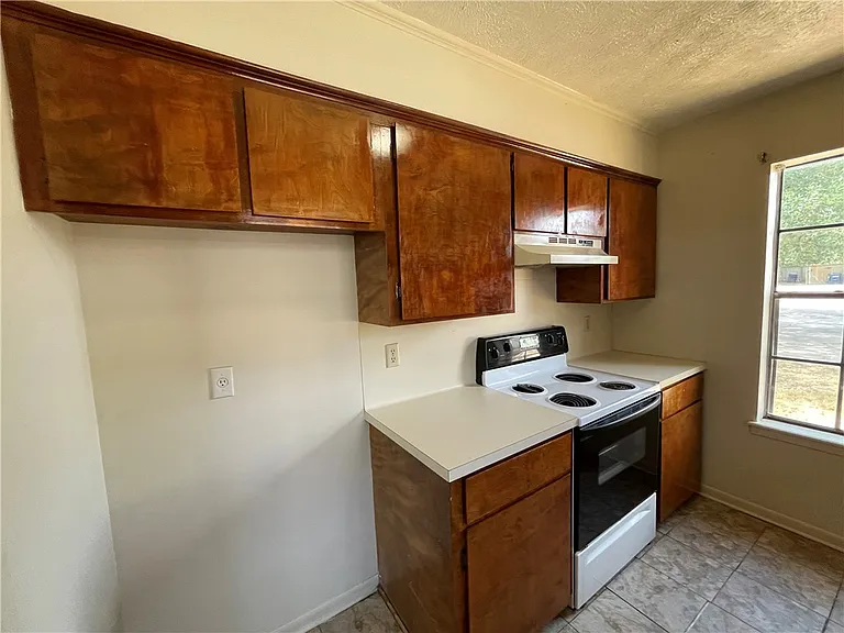 2317 San Pedro Dr — Photo 4