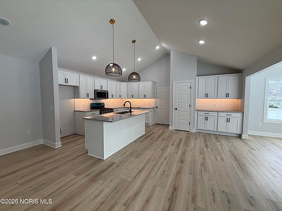 4th image of 4550 Vineyard Rd