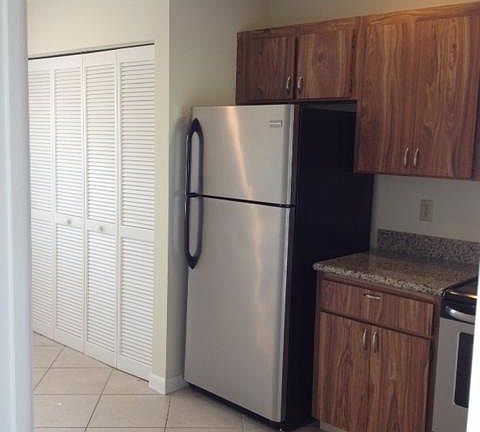 5th image of 2910 SW 22nd Cir #212B