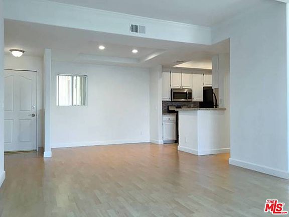 3rd image of 14430 Benefit St APT 106