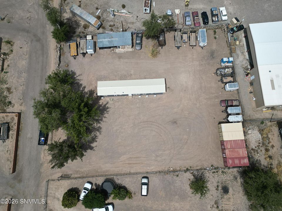 1st image of 190 Escondida St