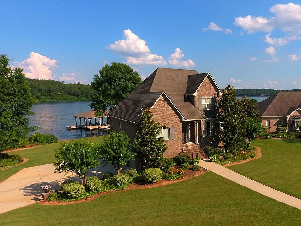 1st image of 251 Harbour Dr