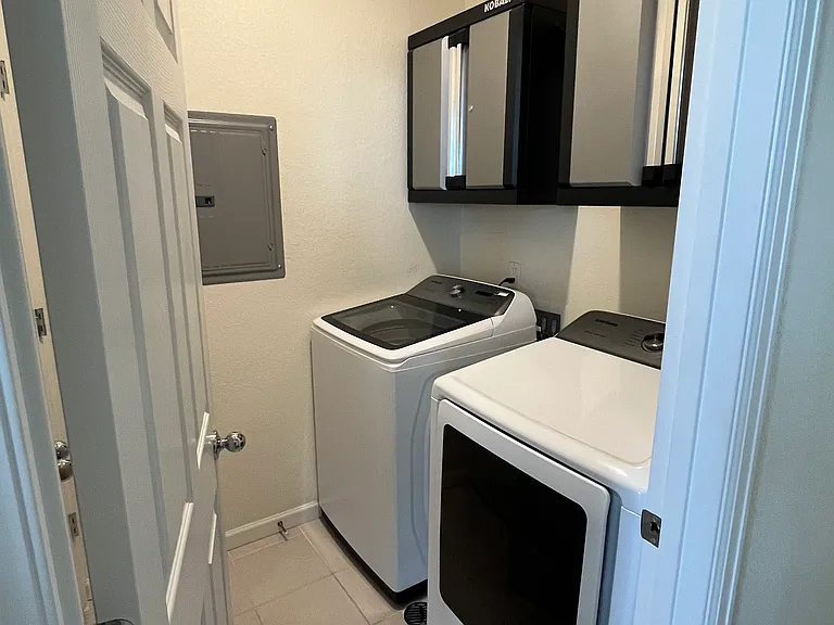 23608 E Ida Dr — Photo 16