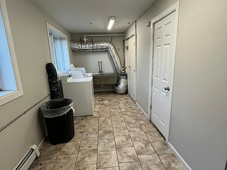 3220 Portland Ave #202 — Photo 14