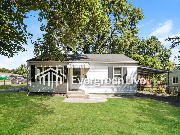 5704 Chandler St, Cincinnati, OH 45227