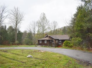 320 Colebrook Rd, Winsted, CT 06098