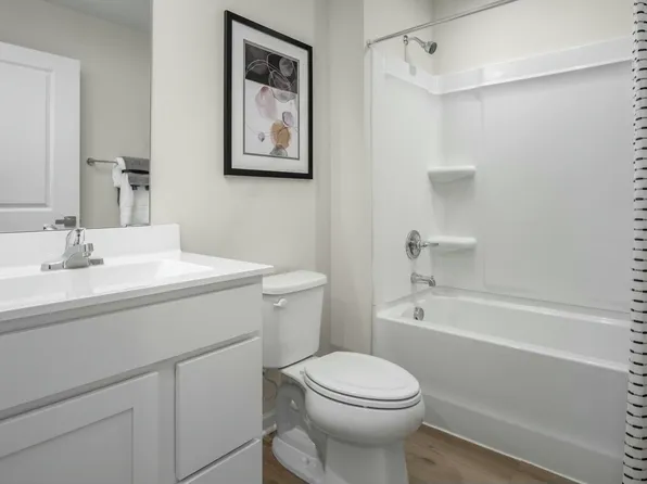 62 Furley St, Sanford, NC 27330