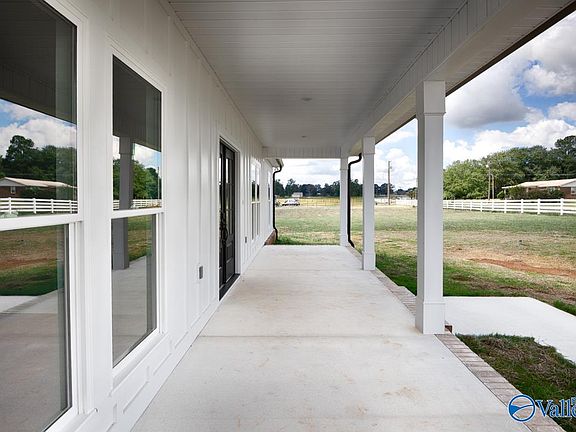 2nd image of 27968 Shannon Rd