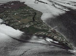 106 W Canvasback Dr, Currituck, NC 27929