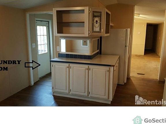 3rd image of 5612 Shoreline Cir S