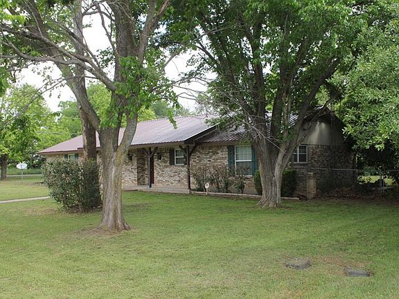 2nd image of 1101 Lakefront Dr