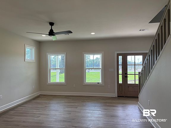 3rd image of 1702 Escambia Ave