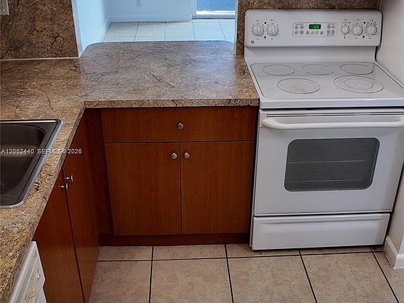 3rd image of 11150 SW 196th St APT 212