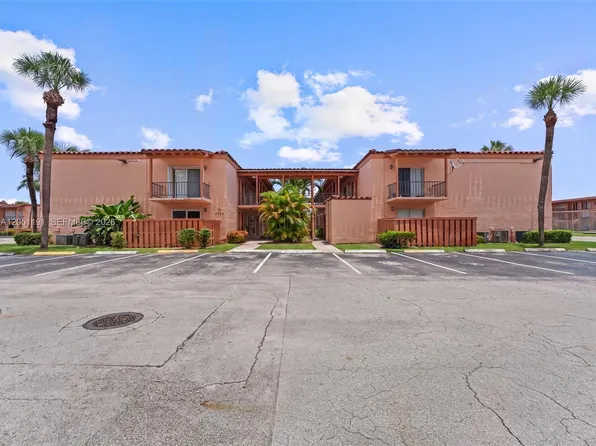 7220 Fairway Dr APT G3, Miami Lakes, FL 33014